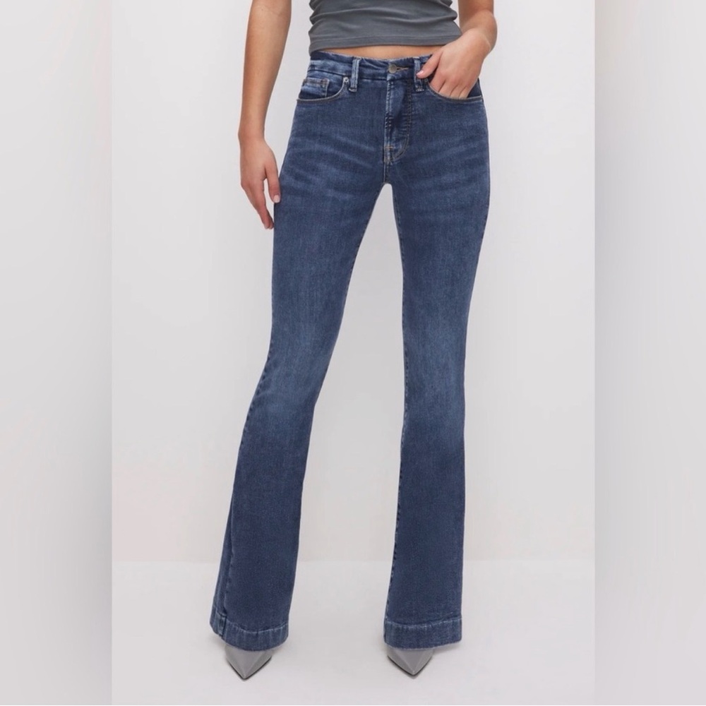 Good American GOOD LEGS FLARE JEANS SIZE 4 Color Indigo616